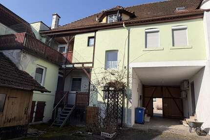 Haus zum Kaufen in Helmstadt 219.000,00 € 149 m²