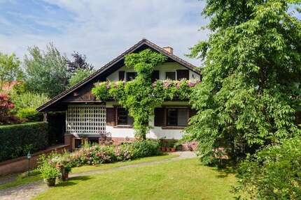 Haus zum Kaufen in Schulzendorf 750.000,00 € 207.56 m²