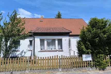 Einfamilienhaus mit großem Grundstück - Lebus