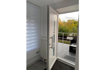 geräumige, wunderschön möblierte zwei zimmer wohnung - München Maxvorstadt