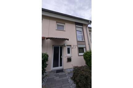 5-Zimmer Reihenmittelhaus mit Garage in Schwieberdingen