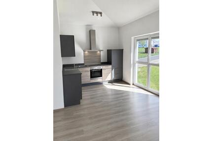 Moderne 2-Zimmer-Wohnung (72 m²) in Edelsfeld