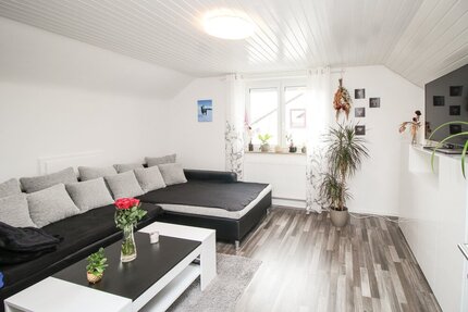 Mehrfamilienhaus für Selbstnutzer und Kapitalanleger inkl. Garagen! - Hardt