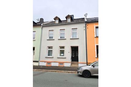 Reihenhaus in Pausa – Charmantes Zuhause mit Potenzial! - Pausa-Mühltroff