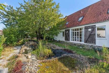 Haus zum Kaufen in Neustadt am Rübenberge 499.000,00 € 234 m²