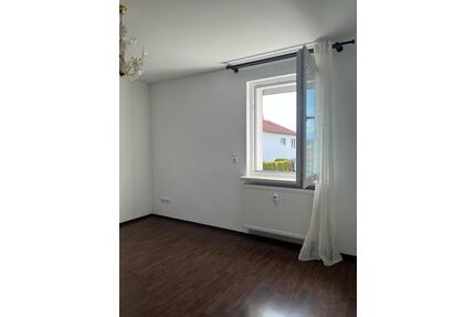 2 Zimmer-Wohnung zu vermieten - 630,00&nbsp;EUR Kaltmiete, ca.&nbsp; 48,00&nbsp;m&sup2; in Reiskirchen (PLZ: 35447)