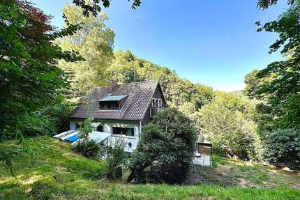 Haus zum Kaufen in Saarbrücken Schafbrücke 295.000,00 € 120 m² - Saarbrücken / Schafbrücke