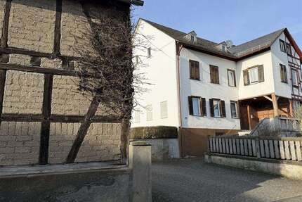 Haus zum Kaufen in Ebertshausen , Rhein-Lahn-Kr 175.000,00 € 145 m²