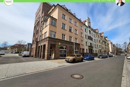 Gepflegte 2-Zimmer-Wohnung mit Balkon & großer Küche - Zwickau