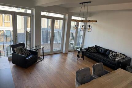 Exklusive 3-Zimmer-Wohnung (100 m²) mit 2 Balkonen in Essen