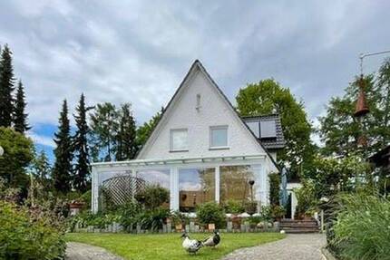 Klassisches Stadthaus und separater Bungalow - Celle Neuenhäusen