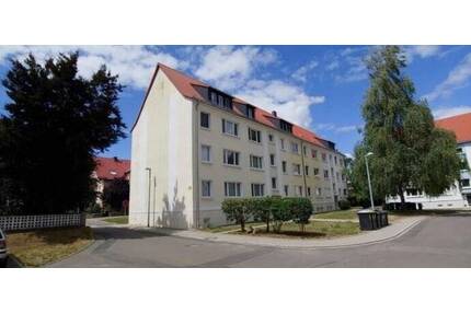 3-R** GÜNSTIG **SEENAH - 46.850,00&nbsp;EUR Kaufpreis, ca.&nbsp; 59,00&nbsp;m&sup2;&nbsp;Wohnfl&auml;che in Groitzsch (PLZ: 04539) Großpriesligk