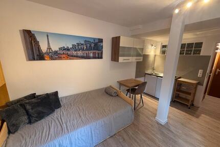 Zimmer teilmöbliert zvm Mannheim ab Mai 26 KM 375€