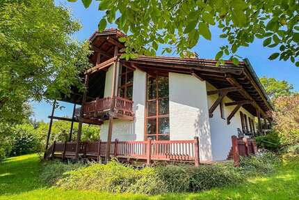 Haus zum Kaufen in Grabenstätt 2.000.000,00 € 200 m²