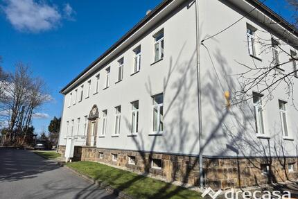 Helle 1-R-Whg im 1.OG - Stellpl.+Garten anmietbar! - Arnsdorf