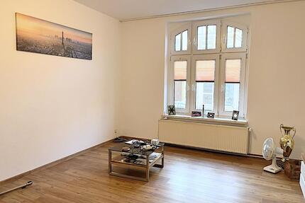 Zentral in Salzwedel gelegene 3-Raumwohnung mit EBK, Eckbadewanne & Dusche