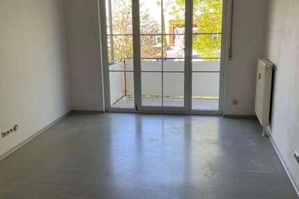 Wohnung zum Mieten in Amberg 464,59 € 66.94 m²