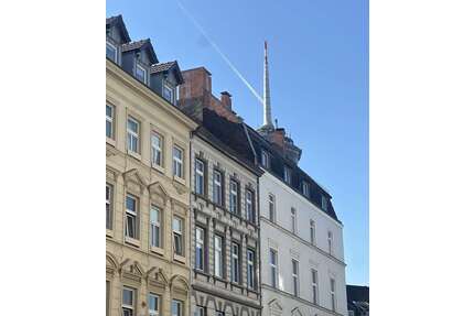 Haus zum Kaufen in Köln 2.140.000,00 € 381.63 m²