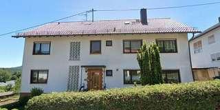 Großzügiges Mehrfamilienhaus mit großem Waldgrundstück - Carlsberg