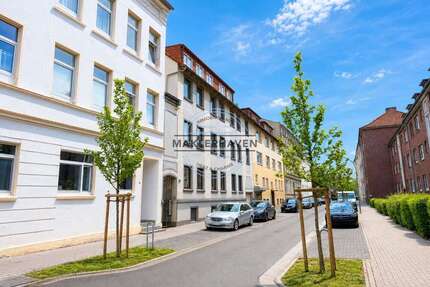 Haus zum Kaufen in Wilhelmshaven Heppens 700.000,00 € 546 m² - Wilhelmshaven / Heppens