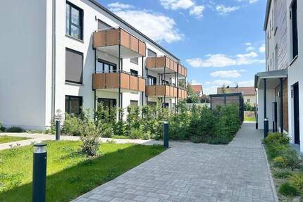 ***LIEBLINGSPLATZ*** SONNIGE 4 ZIMMER WOHNUNG MIT EINBAUKÜCHE UND BALKON - Roth