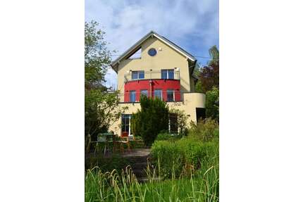 Haus zum Kaufen in Frankfurt Niederursel 3.800.000,00 € 429.8 m²