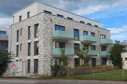 Wohnung zum Kaufen in Lübeck 360.000,00 € 80.85 m²