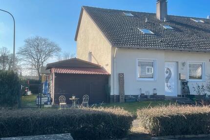 Reihenendhaus von Privat - 350.000,00&nbsp;EUR Kaufpreis, ca.&nbsp; 110,00&nbsp;m&sup2; in Bielefeld (PLZ: 33689) Sennestadt