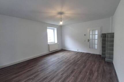 Helle 3-Zimmer-Wohnung mit Balkon und Einbauküche in zentraler Lage - Bremerhaven Geestemünde