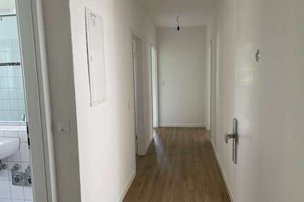 Wohnung zum Mieten in Braunschweig 403,15 € 66.09 m²