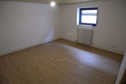 Wohnung zum Mieten in Kleinniedesheim 390,00 € 40 m²