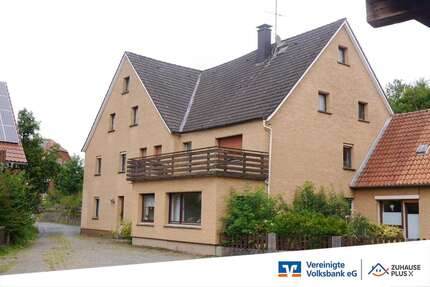 Haus zum Kaufen in Schieder-Schwalenberg 180.000,00 € 253 m²