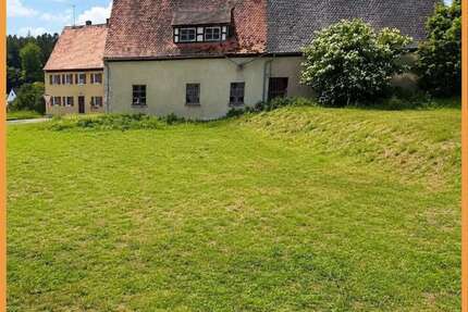 Grundstück zu verkaufen in Feuchtwangen 49.000,00 € 566 m²
