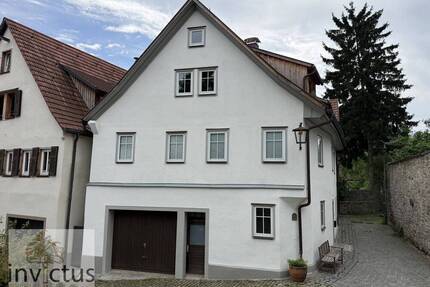 Exklusives Wohnen mit Geschichte - hochwertig saniertes Altstadthaus - Bad Wimpfen