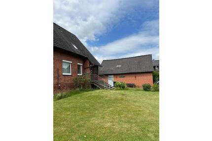 Baugrundstück mit Altbestand in Tangstedt (Kreis Stormarn) privat