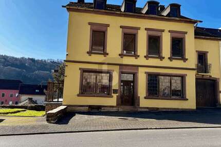 Haus zum Kaufen in Malberg 200.000,00 € 264 m²