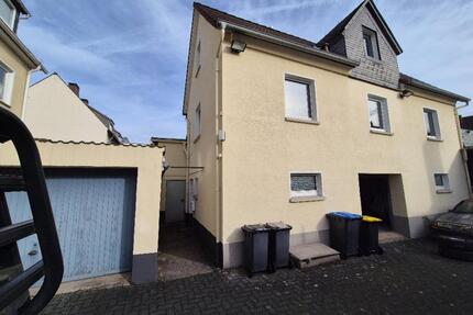 Kleines Häuschen in SiegenSieghütte, bevorzugt f. Studenten