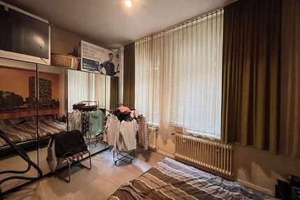 Wohnung zum Kaufen in Düsseldorf 145.000,00 € 53.36 m²