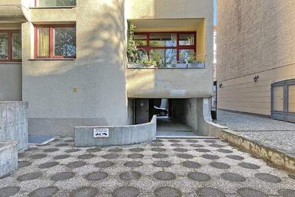 Tiefgargenstellplatz in der Fehlerstr. 8 Stellpl. Nr. 2 - Berlin Friedenau