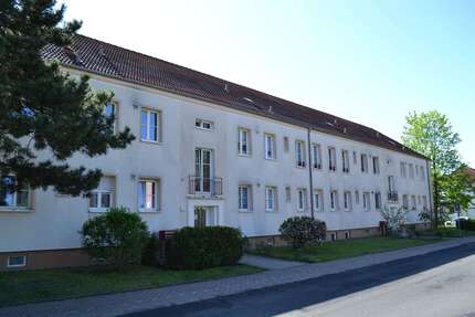 Wohnung zum Mieten in Schwarze Pumpe 452,69 € 84.3 m²