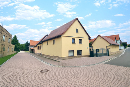 Charmantes Einfamilienhaus mit Garage - Lützen Zorbau