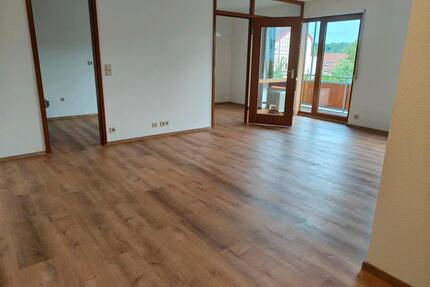 privat 2,5 Zimmerwohnung in Böblingen - Pfalzgrafenweiler