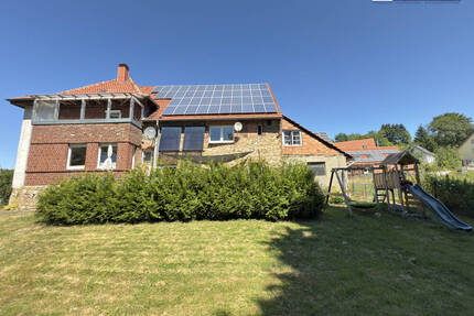 Großzügiges Einfamilienhaus mit Einliegerwohnung - Viel Potenzial für Ihre Ideen! - Willebadessen