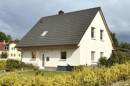 Haus zum Kaufen in Oelsnitz 330.000,00 € 117 m²