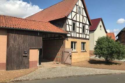 Haus zum Kaufen in Niederorschel 75.000,00 € 420 m²