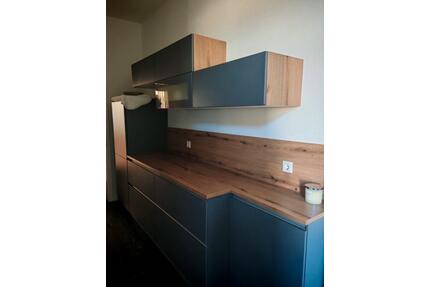 Wunderschöne renovierte 3-Raum Wohnung mit Einbauküche,Zwickau