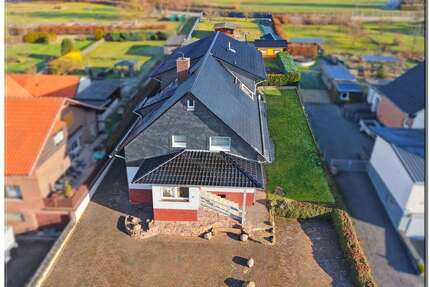 Haus zum Kaufen in Hofgeismar Hombressen 330.000,00 € 245.48 m² - Hofgeismar / Hombressen