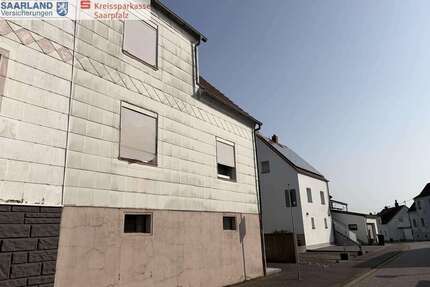 Haus zum Kaufen in Bexbach 129.000,00 € 105 m²