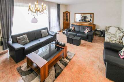 Haus zum Kaufen in Heinsberg 349.000,00 € 137.95 m²