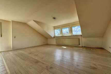Wohnung zum Kaufen in Eisenberg 149.000,00 € 64.65 m²